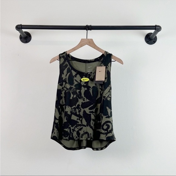 NWT Nike Dri-FIT One Luxe Icon Clash Women's Training Tank (Plus Size) Camo - Picture 5 of 8